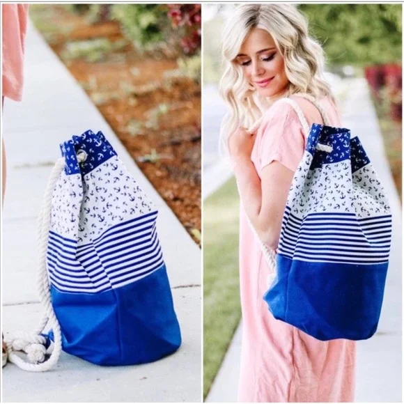 1 LEFT! Nautical Navy Ivory Beach Bucket Bag Tote Vacation Bag - Picture 3 of 7